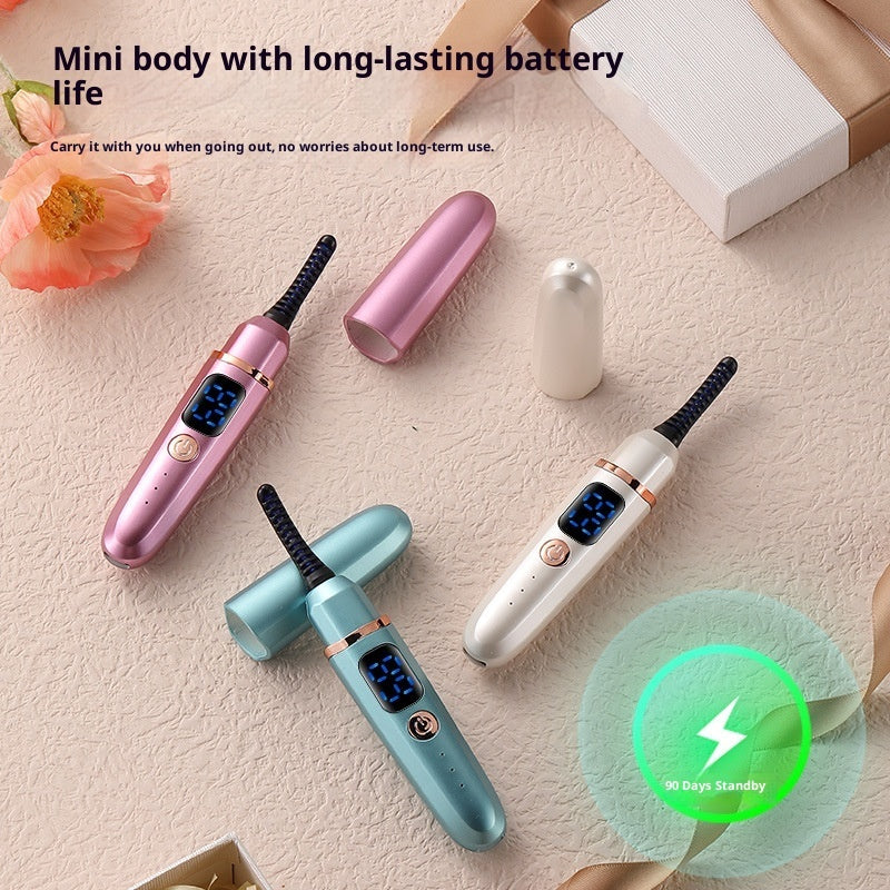 Heated eyelash curler with three temperature settings